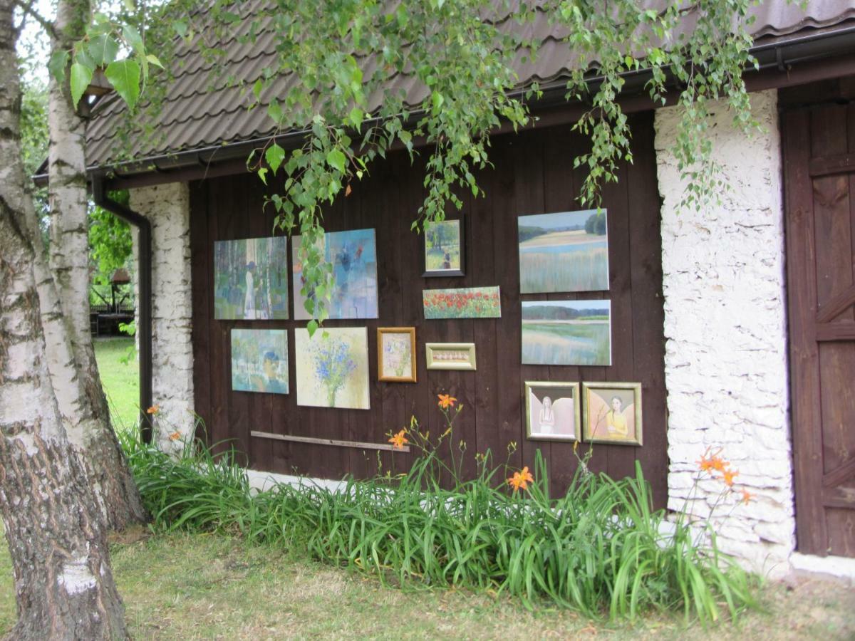 Gospodarstwo Agroturystyczno-Edukacyjne Gratka Celiny  Ngoại thất bức ảnh